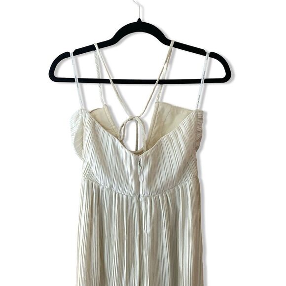 Lovers And Friends Benni Midi Dress in Ivory white
 Pleated halter Revolve XS - Picture 6 of 14